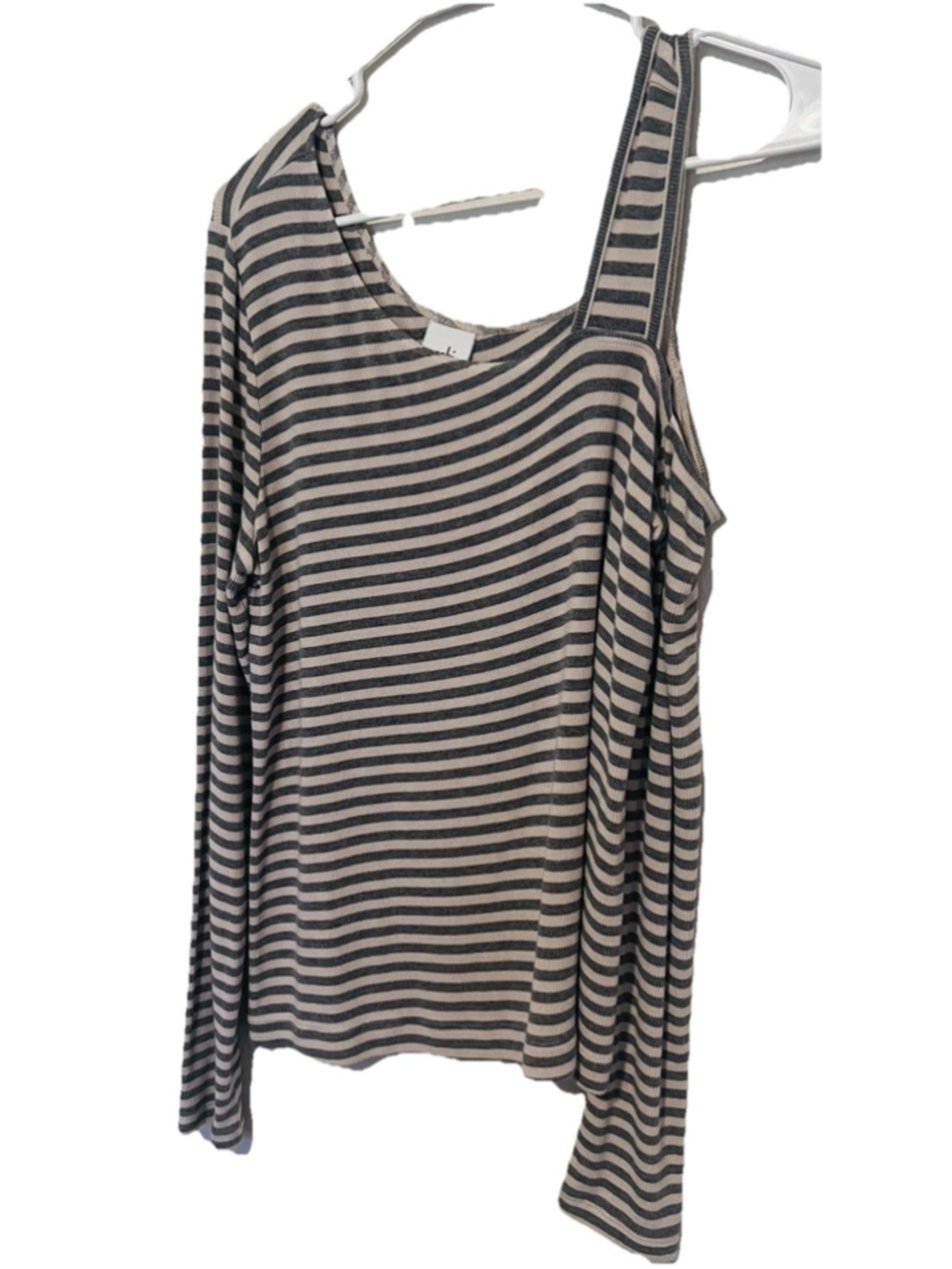 CAbi Dare Tee Striped Top Medium Gray Tan Long Sleeve Open Cold Shoulder